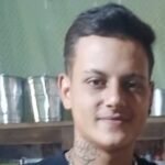 Família procura jovem...