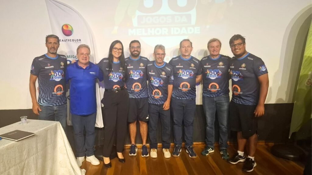 Delegação de Guarapuava participa do lançamento dos Jogos 60+ da Melhor Idade