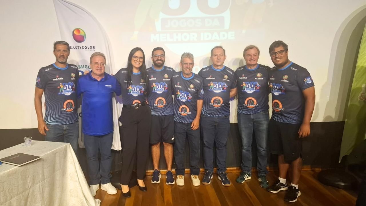 Delegação de Guarapuava participa do lançamento dos Jogos 60+ da Melhor Idade