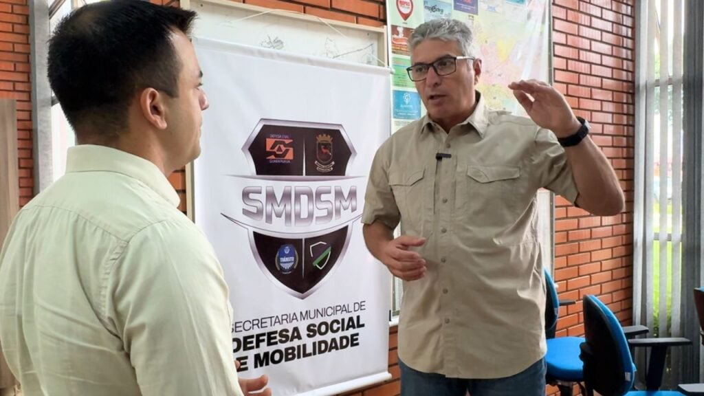 Secretário Péricles de Matos concede entrevista ao repórter William Batista sobre a criação da Guarda Municipal de Guarapuava