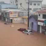 Chuva forte alaga...