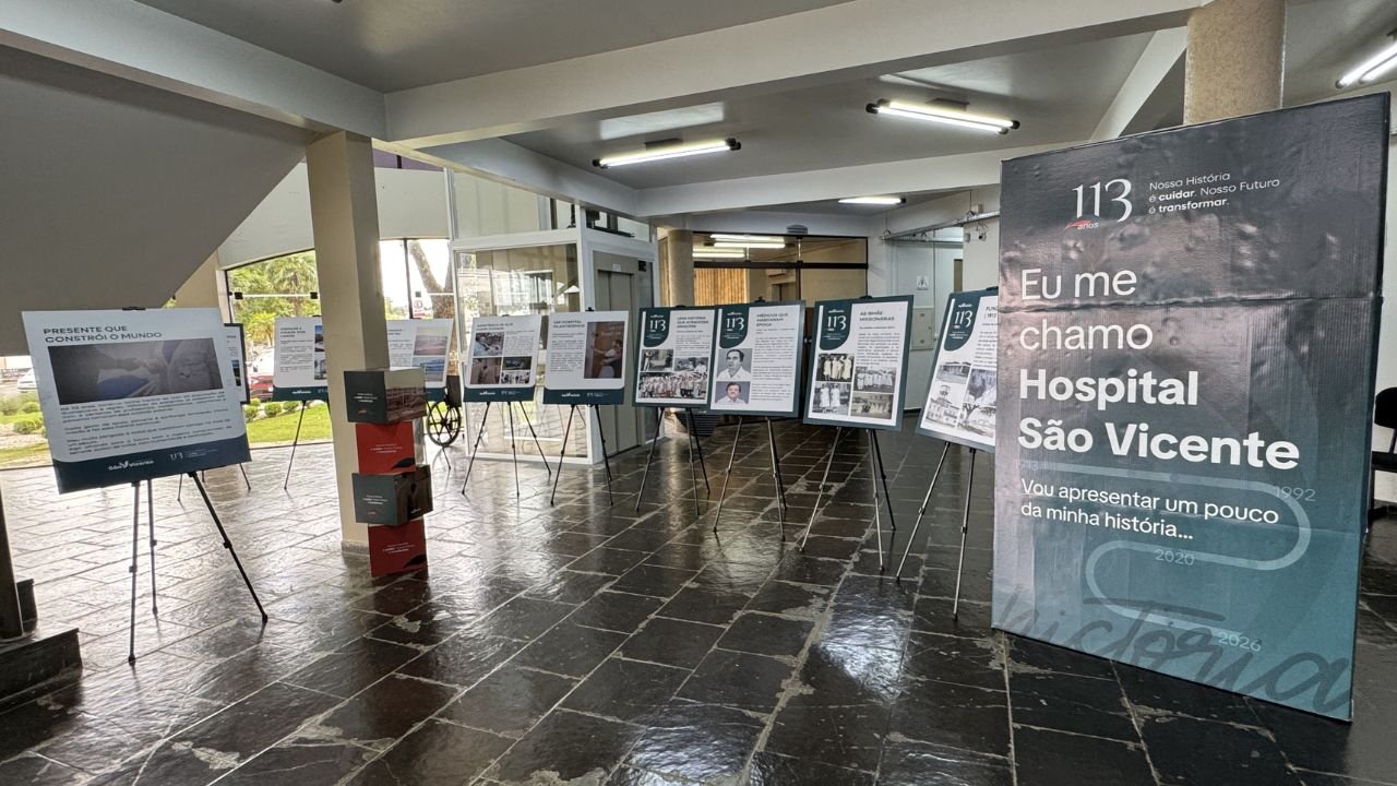Exposição dos 113 anos do Hospital São Vicente na Câmara de Guarapuava