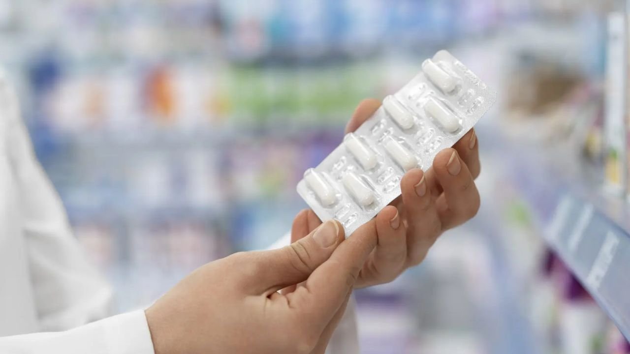 Farmácias credenciadas em Guarapuava oferecem medicamentos gratuitos, fraldas e absorventes pelo programa Farmácia Popular