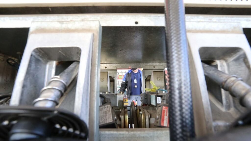 Paraná vai reduzir carga tributária do diesel para tentar conter alta nos preços do combustív