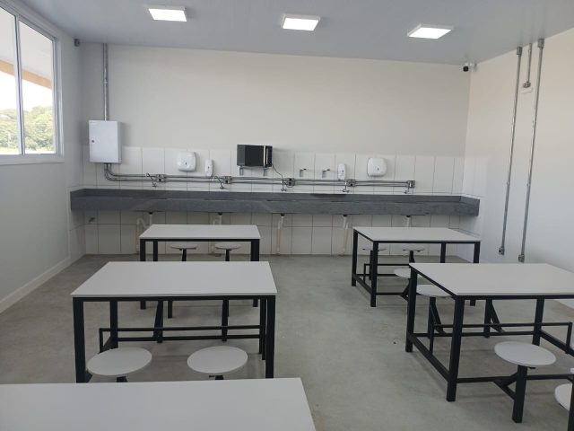 Autoridades durante inauguração do PPD na BR-277 em Irati