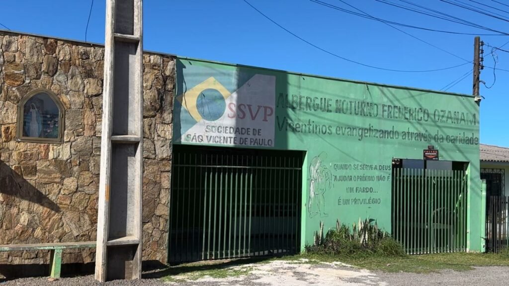 Campanha arrecada roupas e cobertores para pessoas em situação de vulnerabilidade