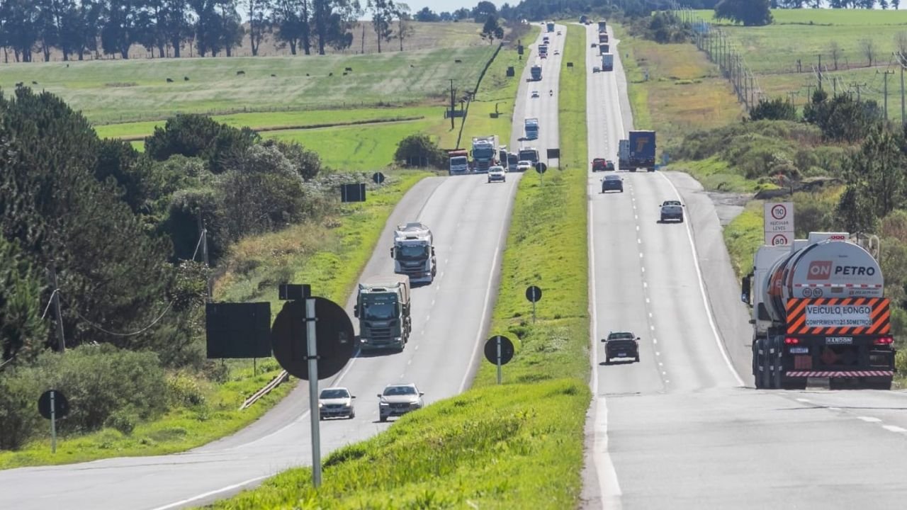 Transporte rodoviário enfrenta aumento de custos. Foto: Divulgação/ Fiep