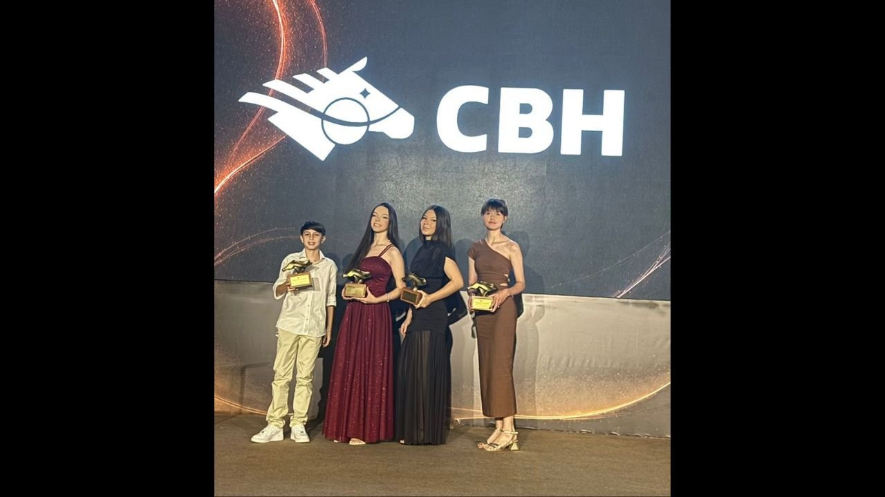 Atletas de Guarapuava premiados no Prêmio Hipismo Brasil na modalidade enduro equestre