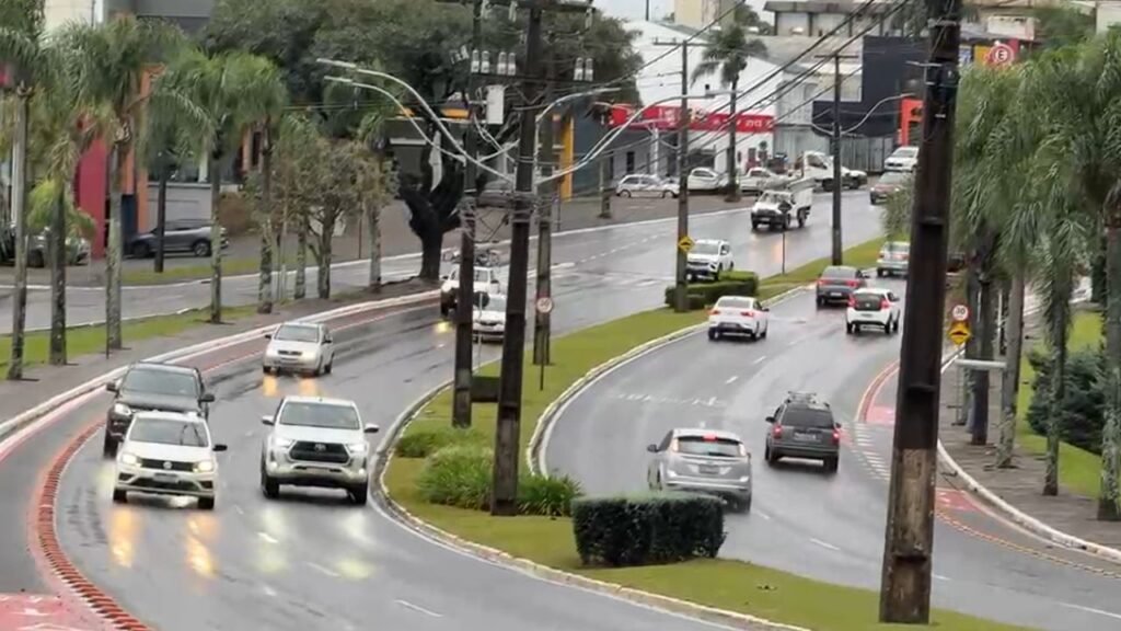Guarapuava registrou mais de 40 milímetros de chuva nesta sexta-feira.