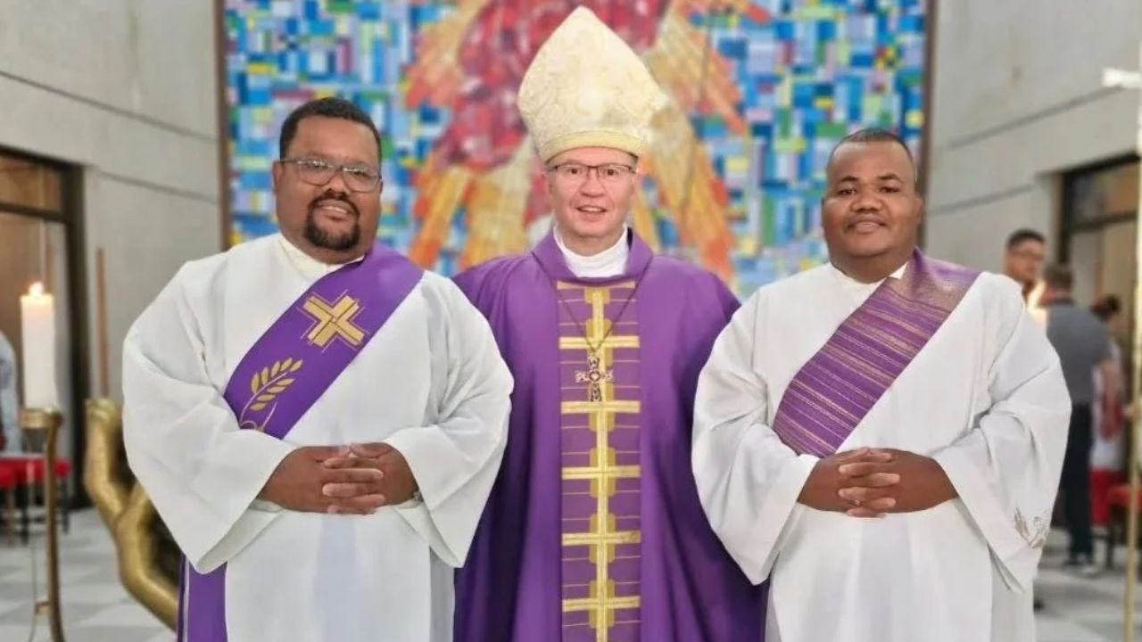 Irmãos Anderson e Emerson Ramos serão ordenados padres em Guarapuava