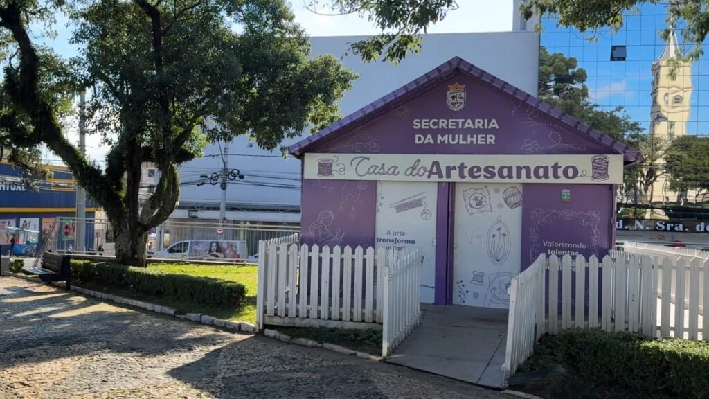 Espaço da Casa do Artesanato na Praça 09 de Dezembro em Guarapuava reunirá produtos de artesãs e artesãos locais