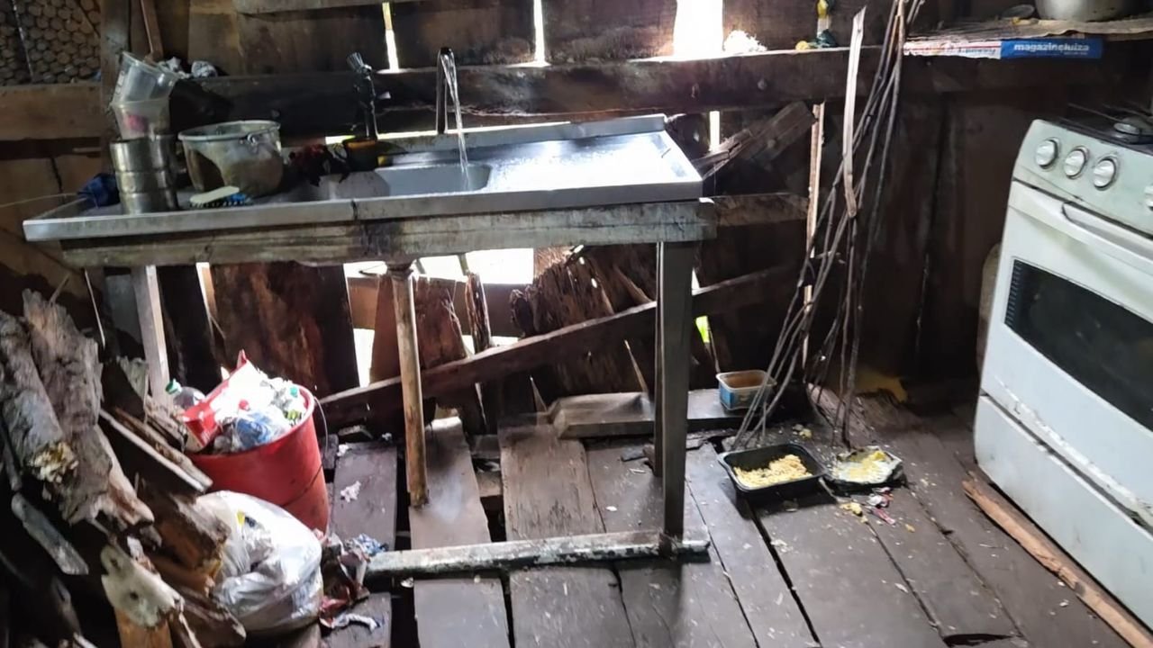 Fiscalização resgata trabalhador de 84 anos em propriedade rural de Guarapuava. Fotos: Divulgação/ MTE
