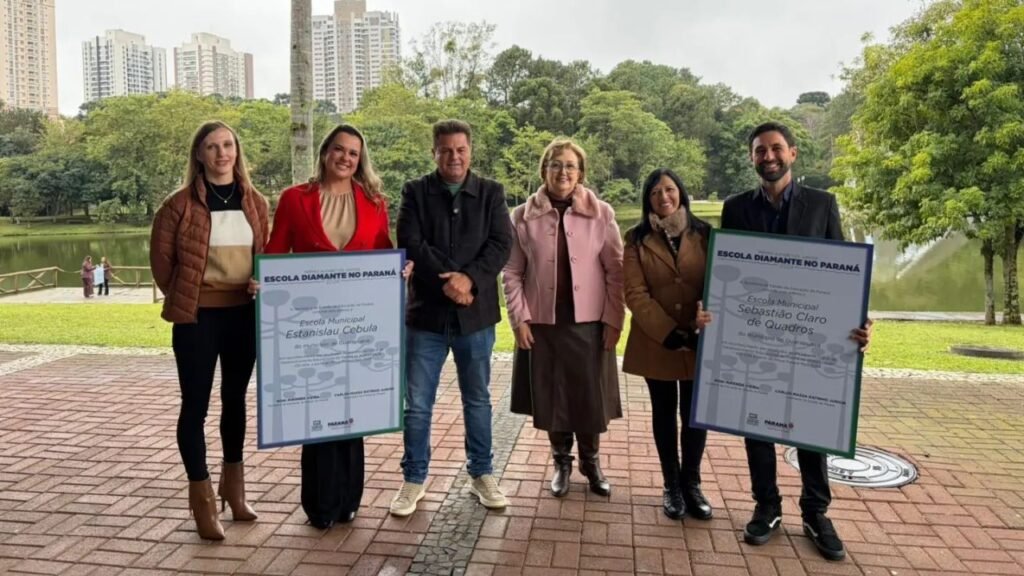 Escolas municipais de Guarapuava foram reconhecidas pelo programa Educa Juntos por resultados em alfabetização e aprendizagem.
