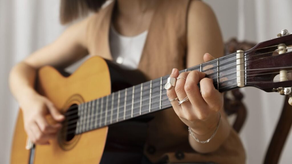 Unicentro abre inscrições para oficina gratuita de violão