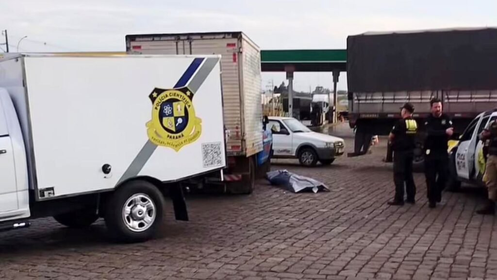 Homem de 54 anos morreu após ser atingido por um caminhão durante uma manobra de ré na região do Aeroporto, em Guarapuava, segundo a Polícia Militar. Foto: Reprodução/ Redes Sociais
