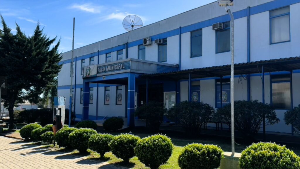 Fachada da Prefeitura de Pinhão. Foto: Arquivo/ Atento News