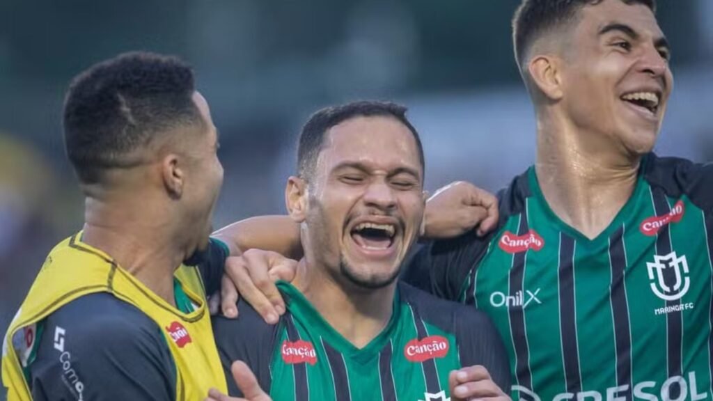 Maringá venceu o Floresta por 2 a 0 no Estádio Willie Davids e conquistou acesso inédito à Série B. Foto: Fernando Teramatsu/Maringá FC.